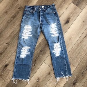 Vintage 501 Levi’s mom jeans 28